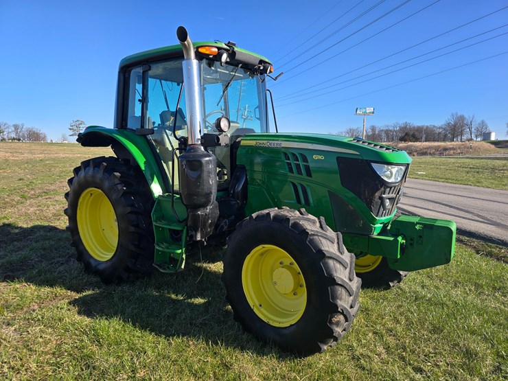 2016-john-deere-6110m-image-11