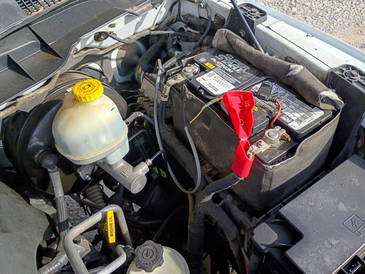 2012-dodge-1500-image-21