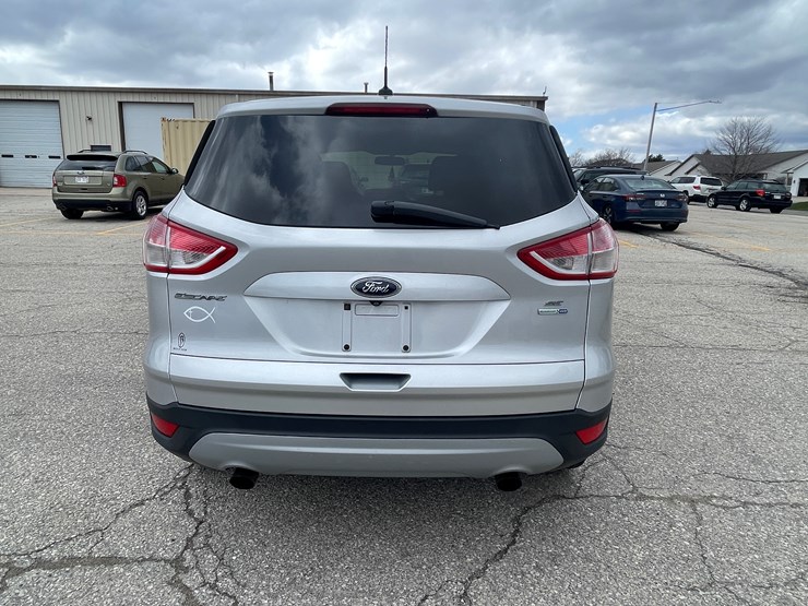 2015-ford-escape-image-6