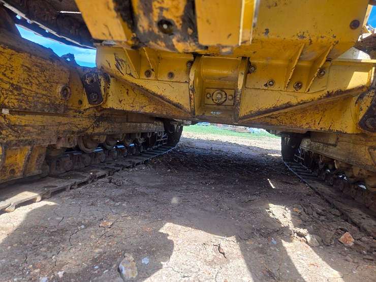 2001-caterpillar-953c-image-96