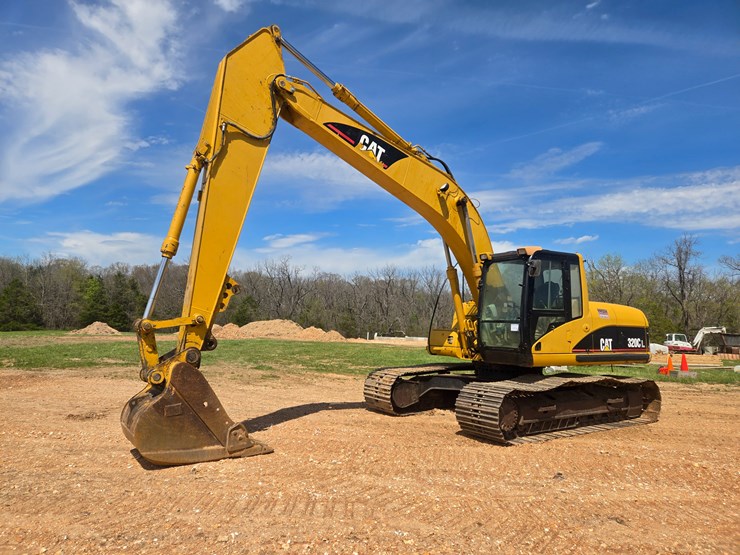 2003-caterpillar-320c-image-6