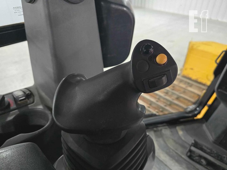 2021-caterpillar-d3-image-22