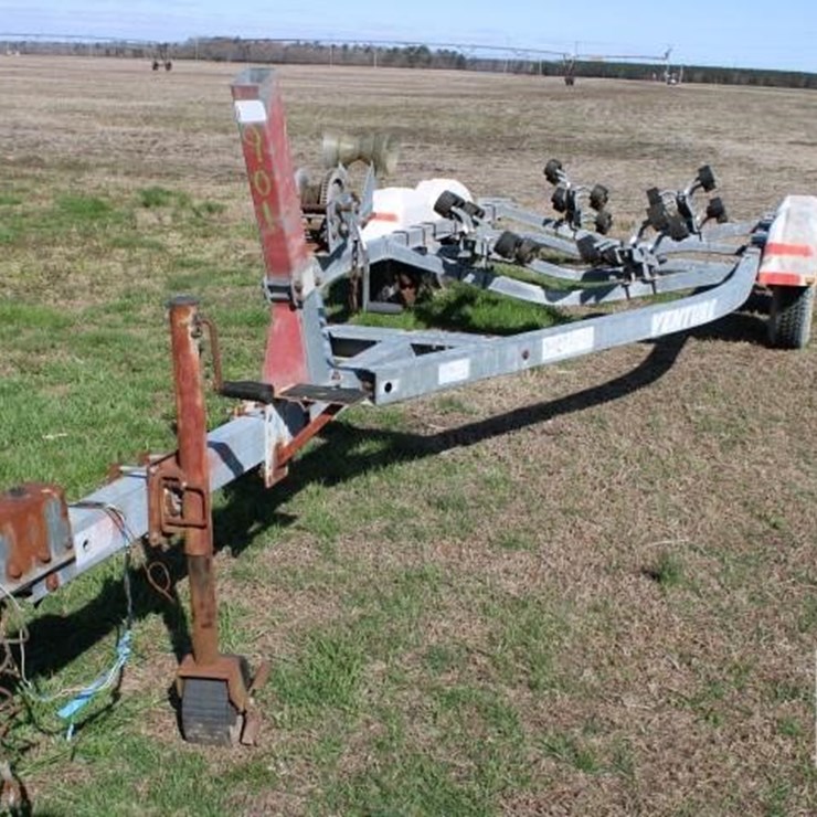 #901 2001 VENTURE TRAILER 24' TANDEM AXLE BOAT TRA