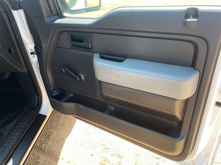 2011-ford-f150-image-17