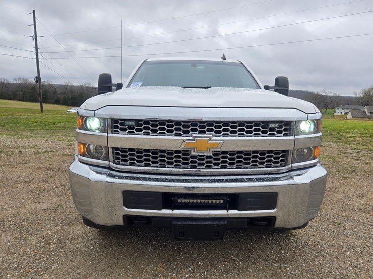 2019-chevrolet-silverado-2500-image-26