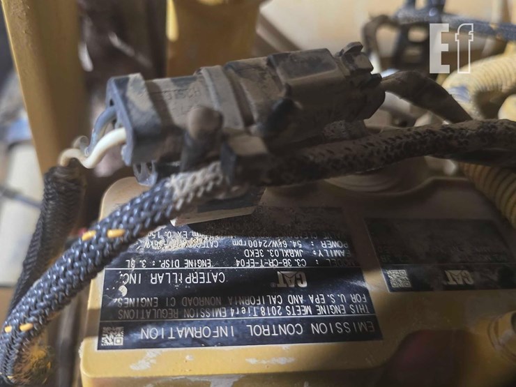 2018-caterpillar-259d-image-25