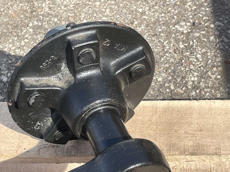 #7008-•-trailer-axle-(o4)-image-10