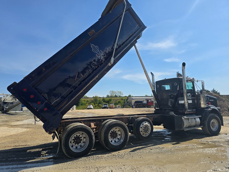 #21305-•-2003-kenworth-dump-truck-image-67