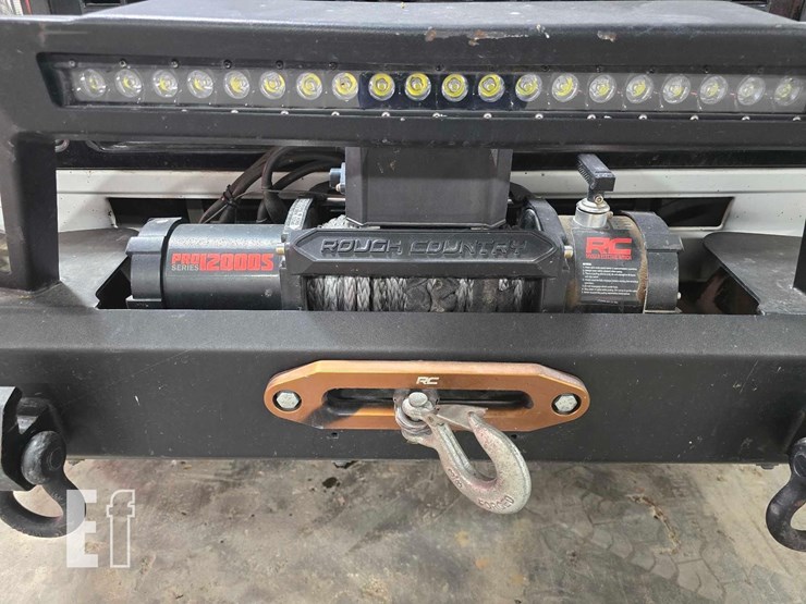 1991-isuzu-trooper-image-18