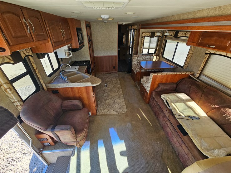 #22198-•-2007-georgie-boy-landau-motorhome-image-48