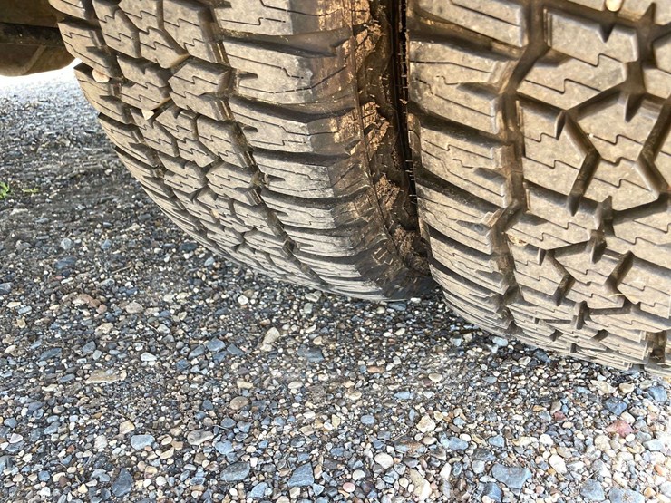 2015-ford-f350-image-21