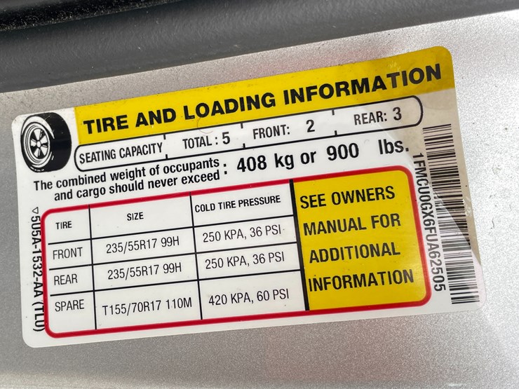 2015-ford-escape-image-39