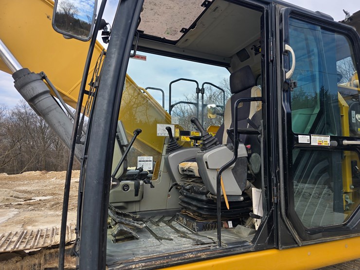 2013-caterpillar-324el-image-70