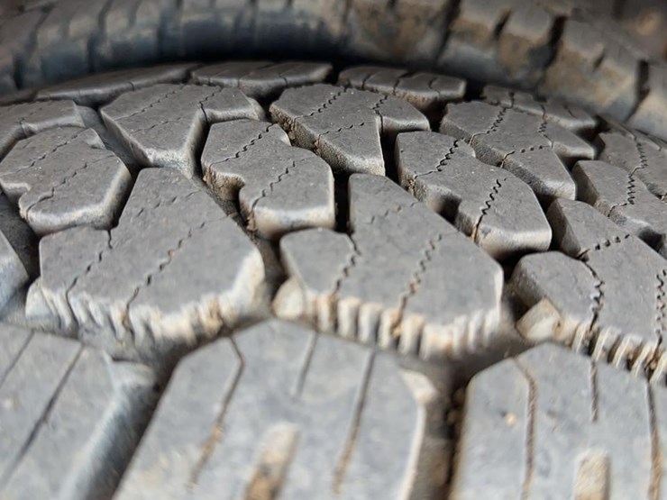 2019-ford-f350-image-16