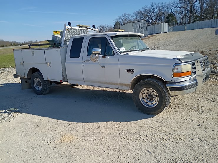 1995-ford-f250-image-12