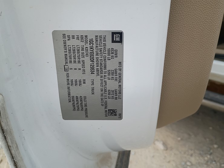 2013-chevrolet-2500-image-29