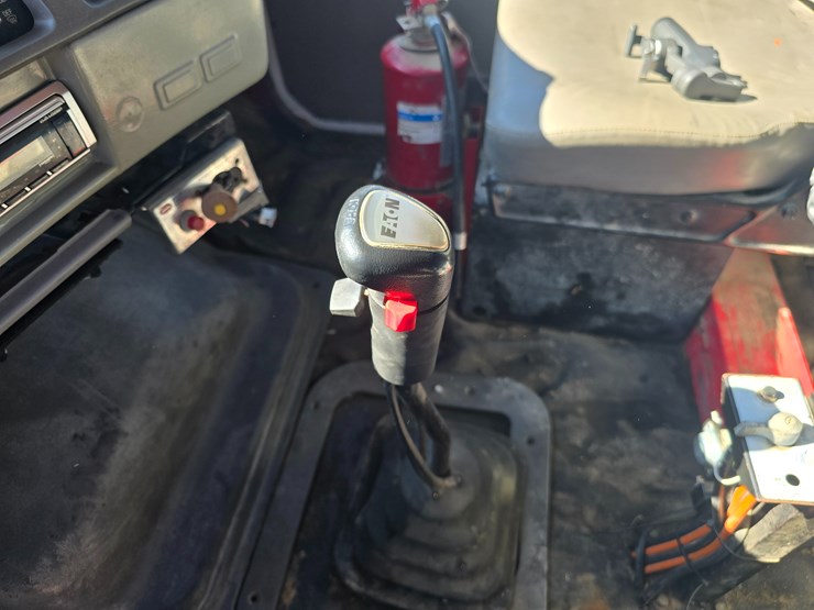 2000-sterling-l9500-image-95