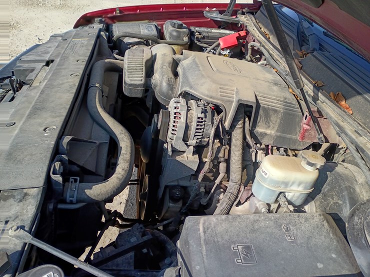 2010-chevrolet-tahoe-image-20