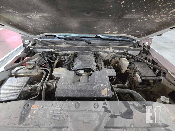 2015-chevrolet-silverado-1500-image-18