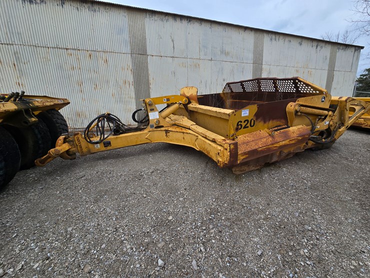 2006-deere-1812c-image-3