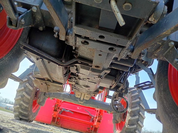 2019-kubota-m7060-image-64