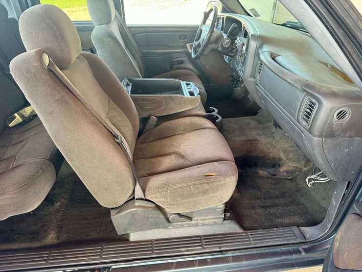 2006-chevrolet-1500-image-16