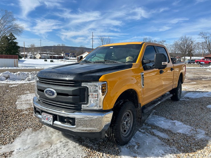 2018-ford-f250-image-1
