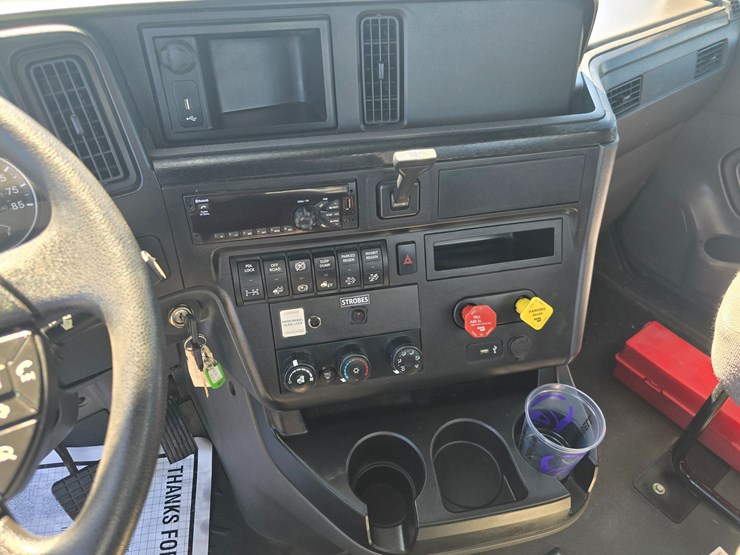 2019-international-lt-image-35