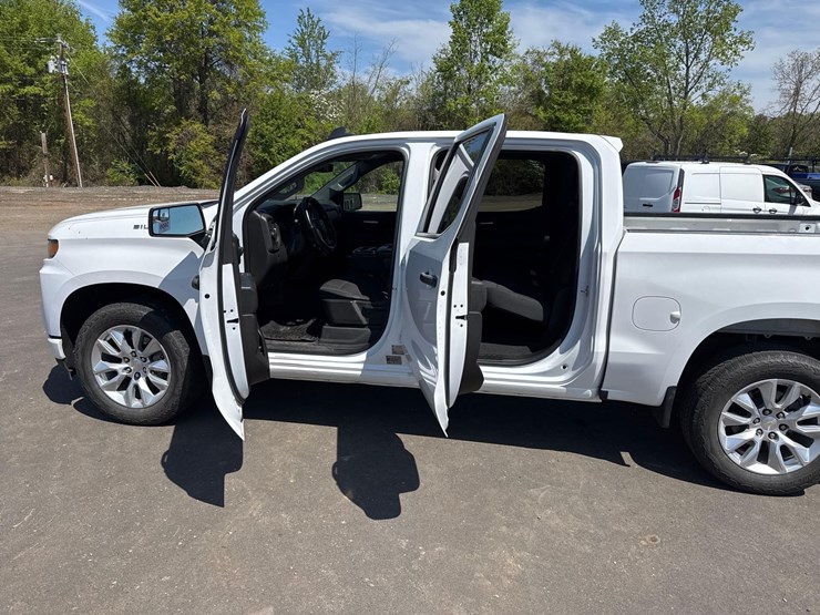 2020-chevrolet-silverado-1500-image-11