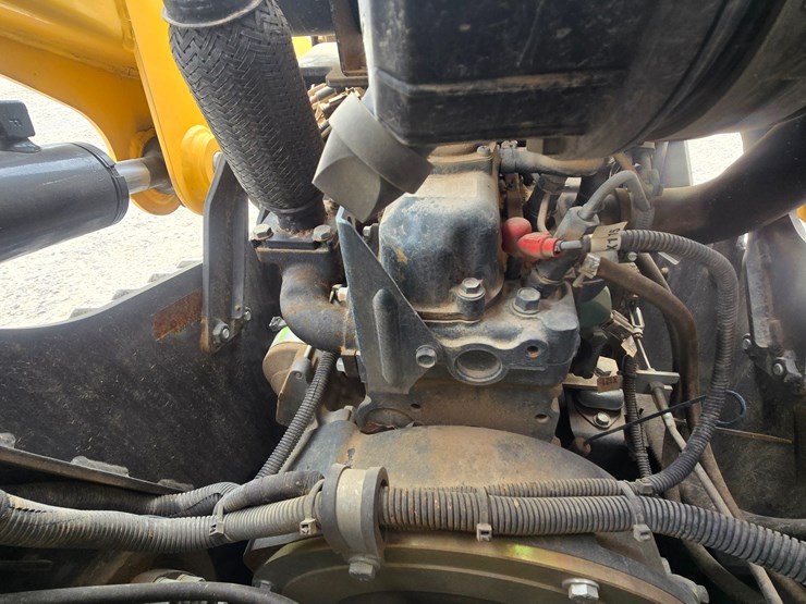 2023-new-holland-c314-image-22