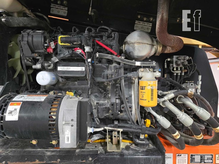 2019-jlg-460sj-image-21