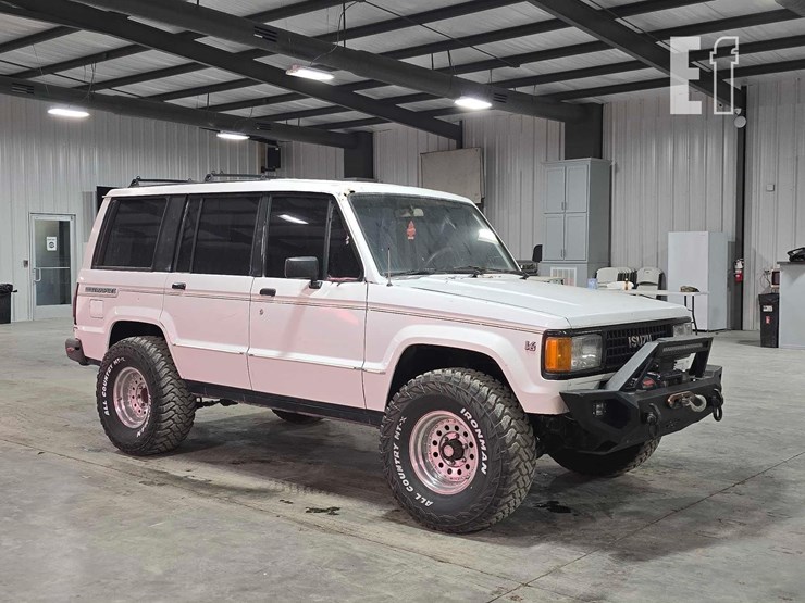 1991-isuzu-trooper-image-2