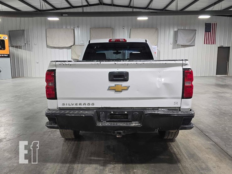 2015-chevrolet-silverado-1500-image-8