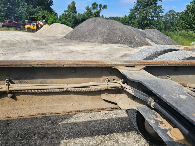 1998-mack-rd688s-image-93