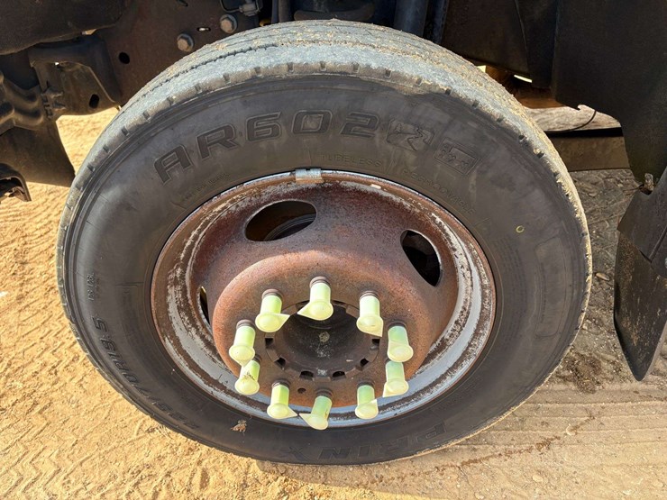 2011-ford-f450-image-7