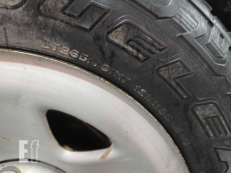 2014-chevrolet-silverado-1500-image-23