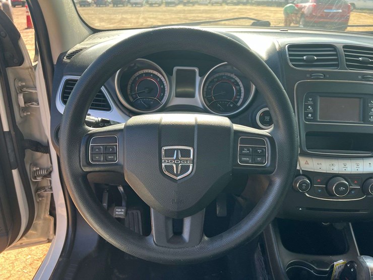 2016-dodge-journey-image-12