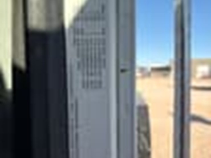 2009-mack-granite-gu713-image-13