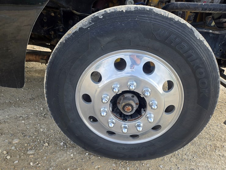 2001-sterling-a9500-image-112