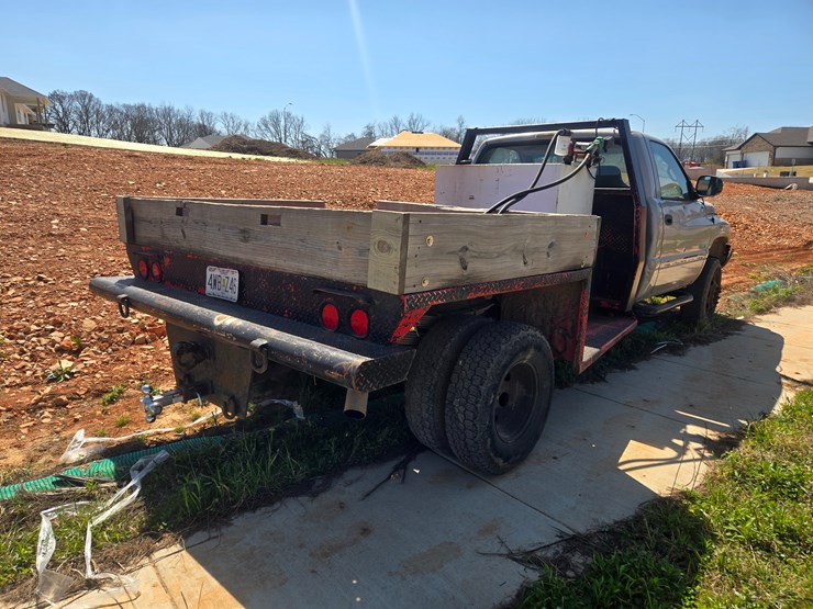 2000-dodge-ram-3500-image-14