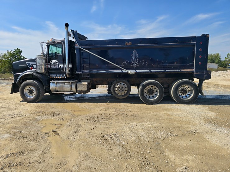 #21305-•-2003-kenworth-dump-truck-image-10