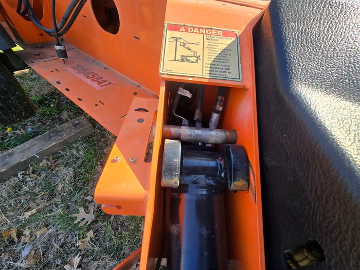 jlg-t350-image-55