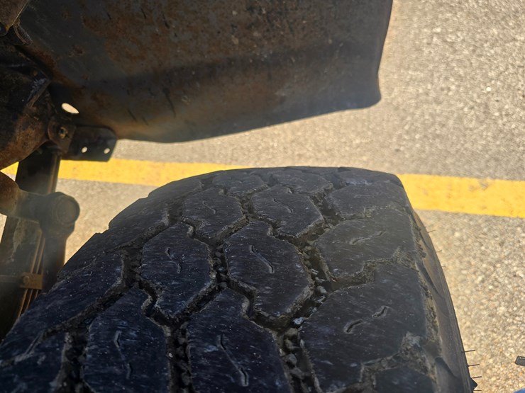 2001-sterling-l9500-image-66