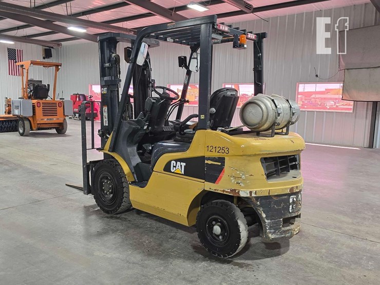 2021-caterpillar-gp25n-image-4