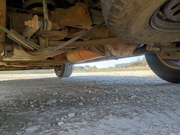 2010-chevrolet-tahoe-image-84