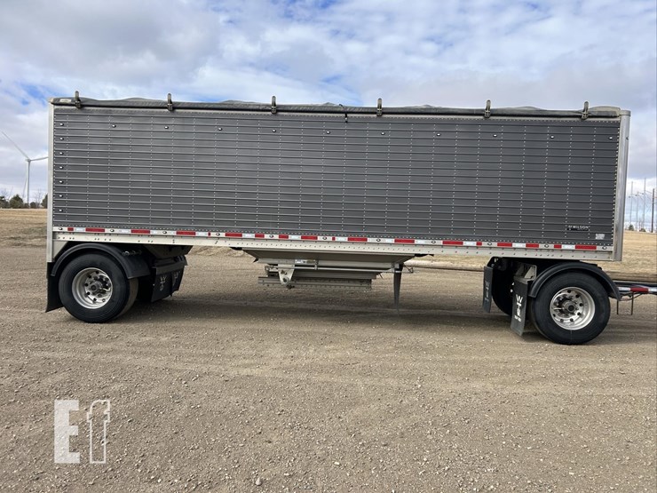 2025-wilson-grain-trailer-image-5