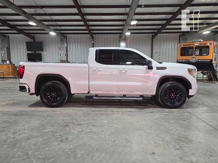 2021-gmc-sierra-1500-image-6