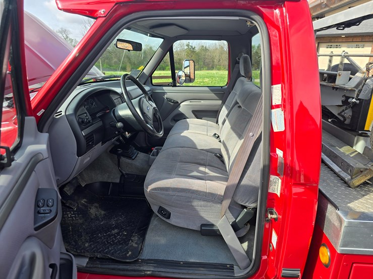 1995-ford-f350-image-47