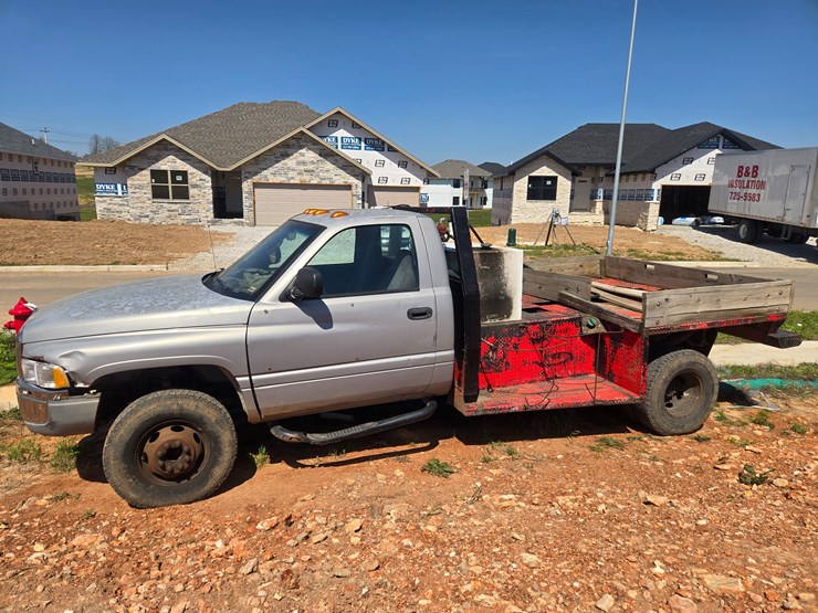 2000-dodge-ram-3500-image-5