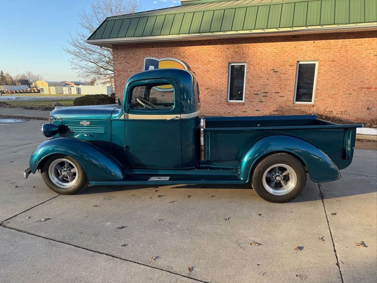 1937-chevrolet-pickup-image-2